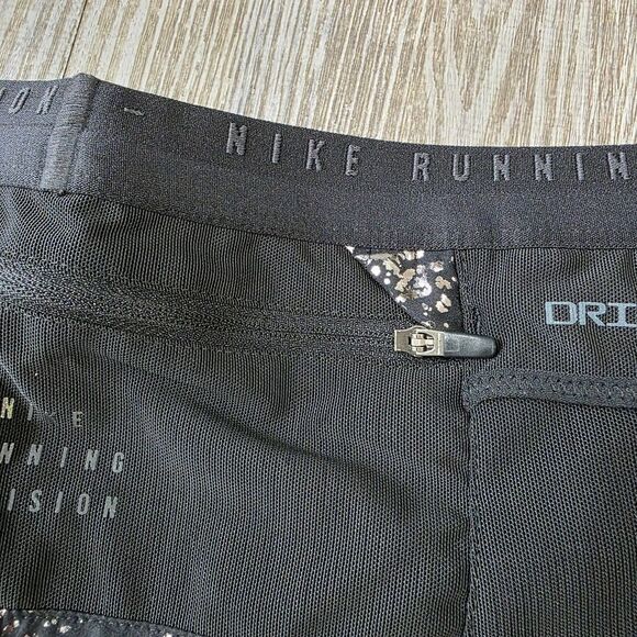 Nike Dri-FIT ADV 4" Brief-Lined Running Division Shorts XL FN3377-010 Black 3M - Picture 9 of 14